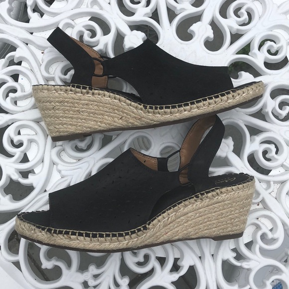 Clark’s Petrina Gail Espadrilles - Picture 4 of 8